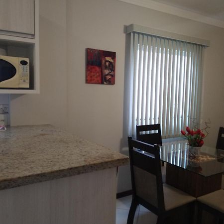 Aconchegante Apartamento Pe Na Areia Na Praia De Ingleses Gaivotas 70M Do Mar Florianopolis Ngoại thất bức ảnh